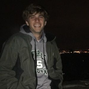 Meet your Posher, Avery